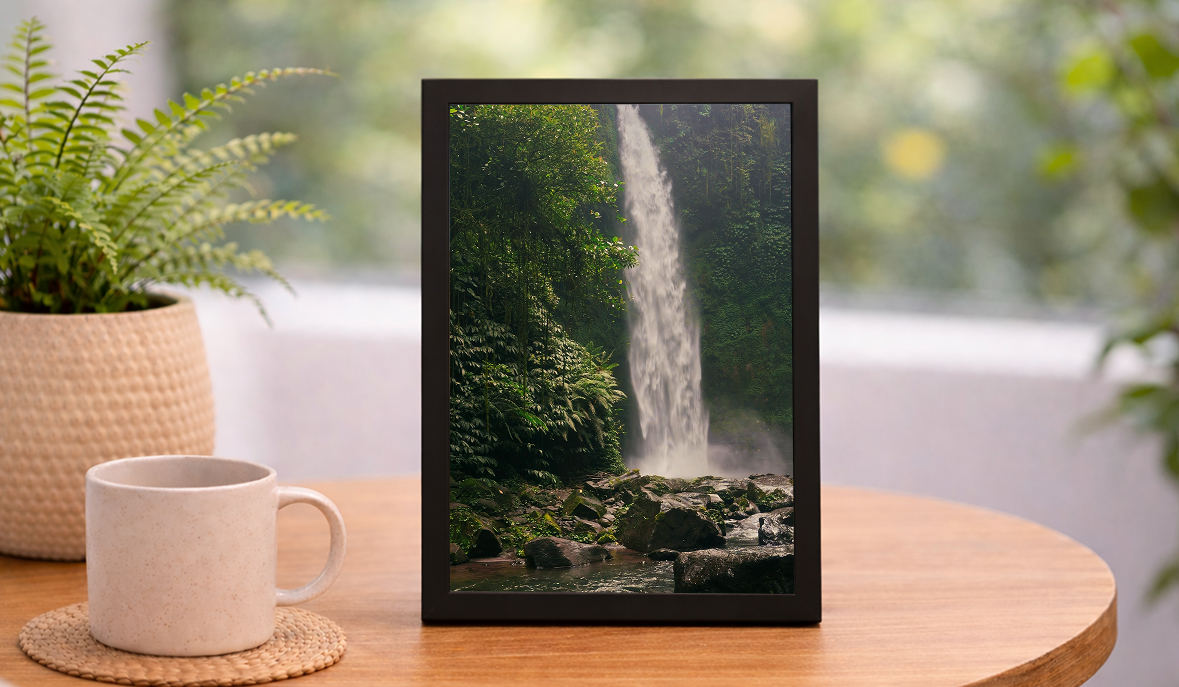 nature.live Portal mini on a table